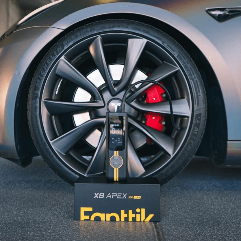 Fanttik X8 APEX EV Tire Inflator Deluxe Package